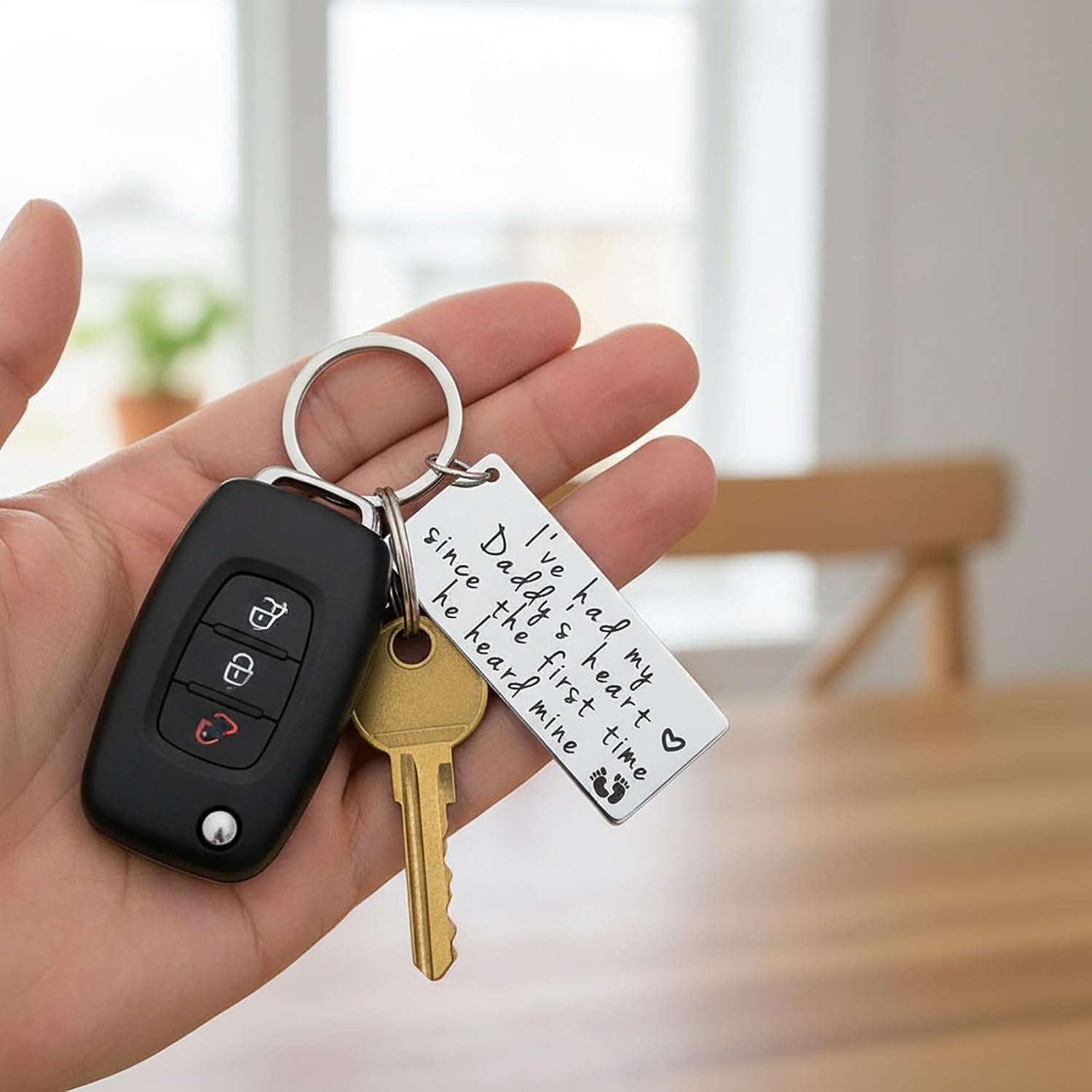 Dad Engraved Keyring: image 2